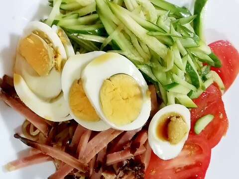 焼き豚のせて冷やし中華